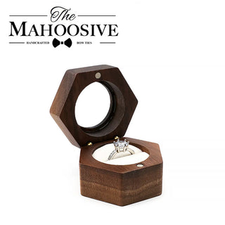 Love Black Walnut Wood Jewelry Storage Box Personality Creative Chinese Style Wooden Ring Box Heart-shaped Ring Case