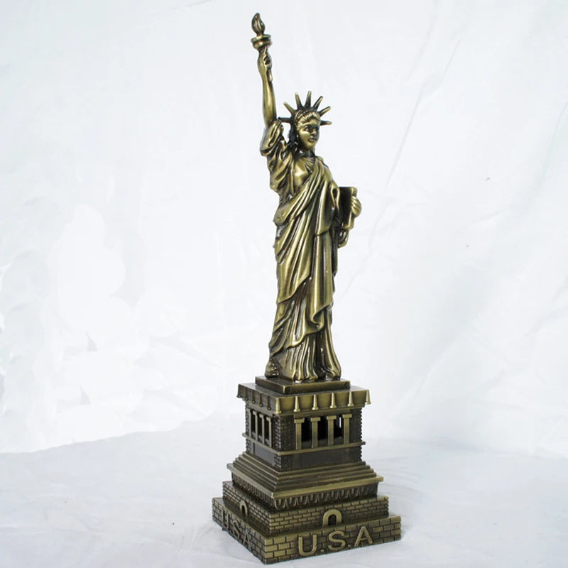 Souvenirs USA Statue of Liberty Metal Decoration Ornaments Model Home Office Decor Decorative Crafts Figurines Miniatures Gift