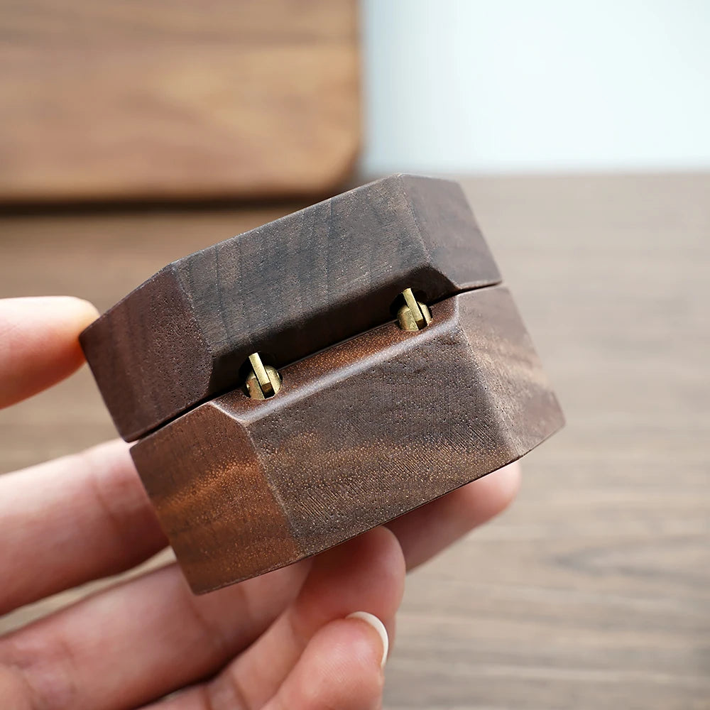 Love Black Walnut Wood Jewelry Storage Box Personality Creative Chinese Style Wooden Ring Box Heart-shaped Ring Case