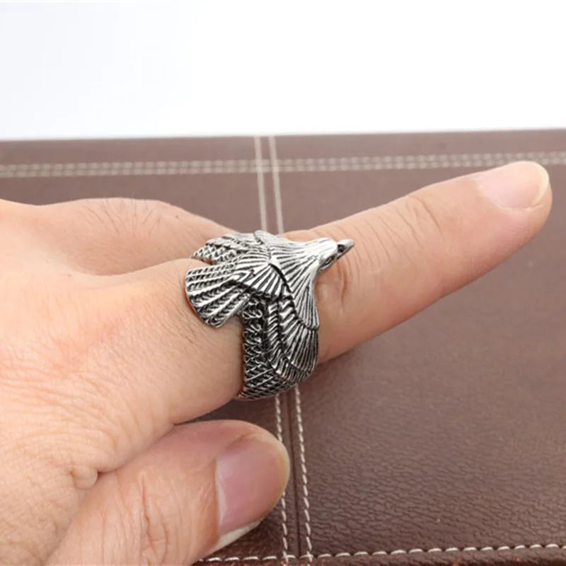 Vintage Flying Eagle Wing Animal Knight Opening Adjustable Ring for Cool Punk Unique Male Party Wedding Engagement Jewelry