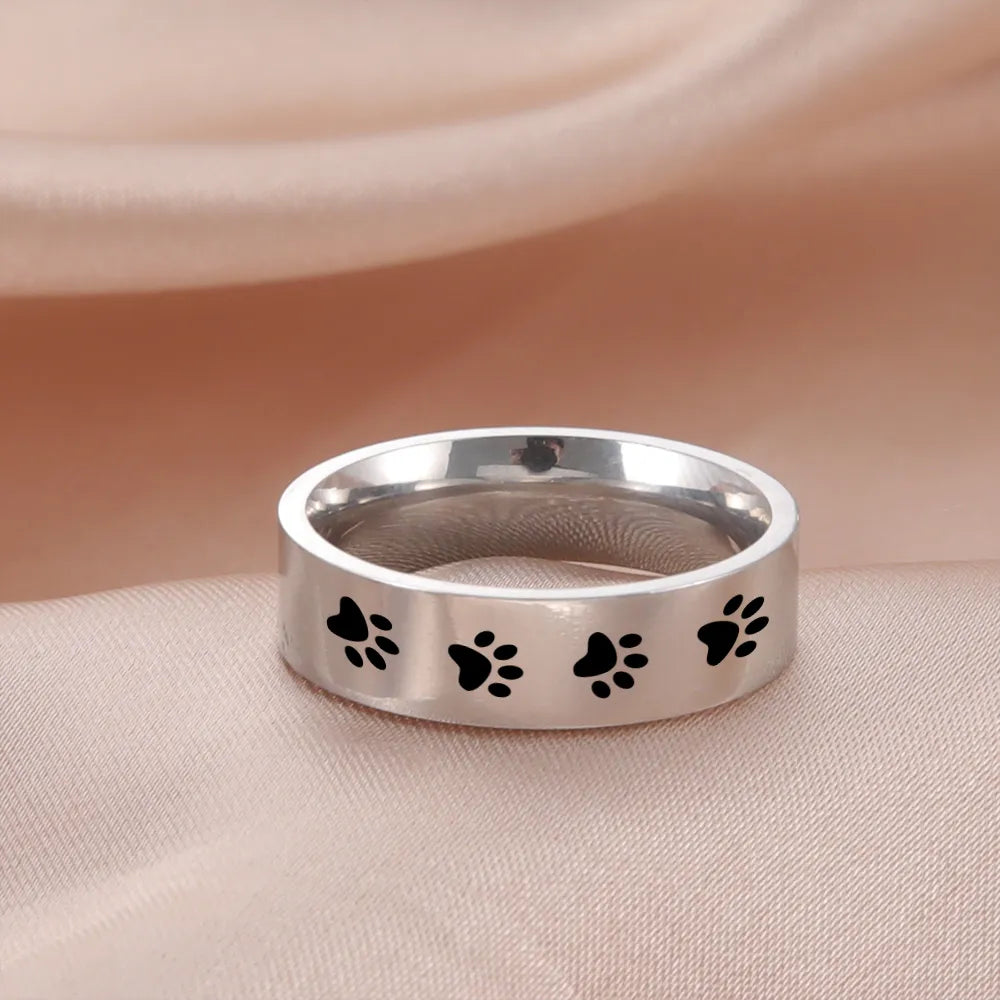 Unift Cute Dog Cat Paw Footprint Rings for Women Men Stainless Steel Finger Ring Fashion Jewelry Animal Lover Birthday Gift 2023