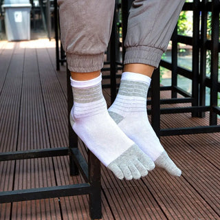 Fashion Deodorant Comfortable Simple Middle Tube Casual Socks With Toes Stripe Hosiery Five Finger Socks Man Socks