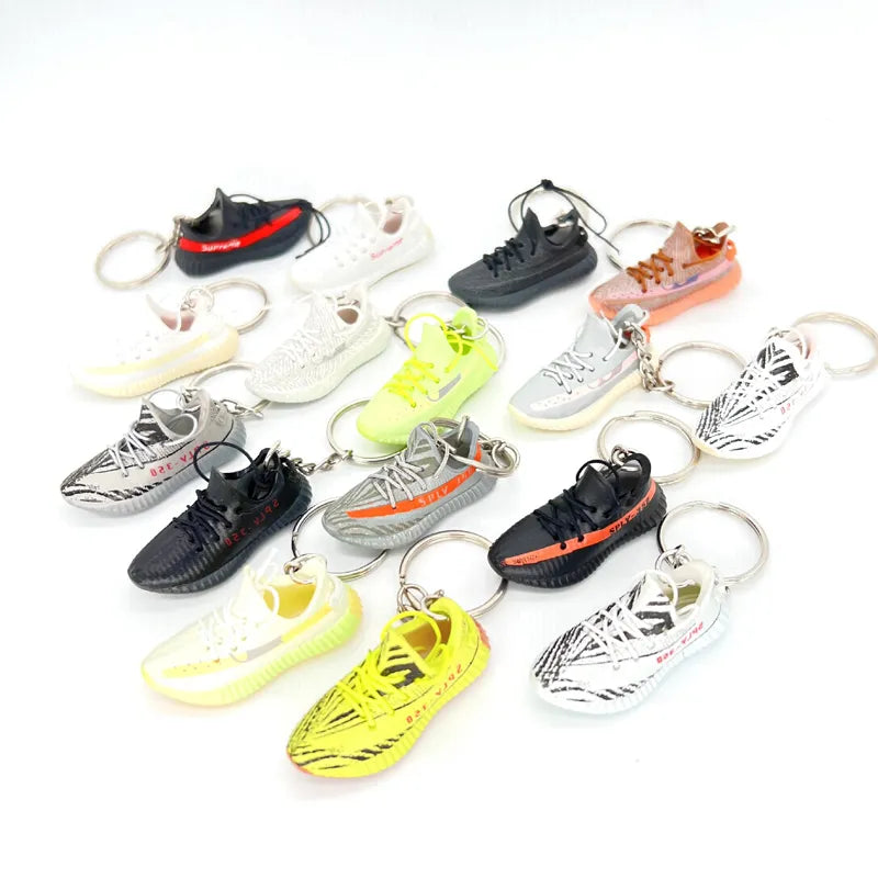 Exquisite 3D Mini Yeezy Sneaker Key Chain Shoes Model Backpack Pendant For Boyfriend Birthday Party Present Exquisite Keyring
KORB