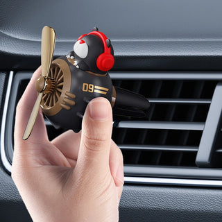 Bear Pilot Propeller Perfume Diffuser Car Air Freshener Model Plane Auto Air Outlet Clip Fragrance Interior Decoration Gift