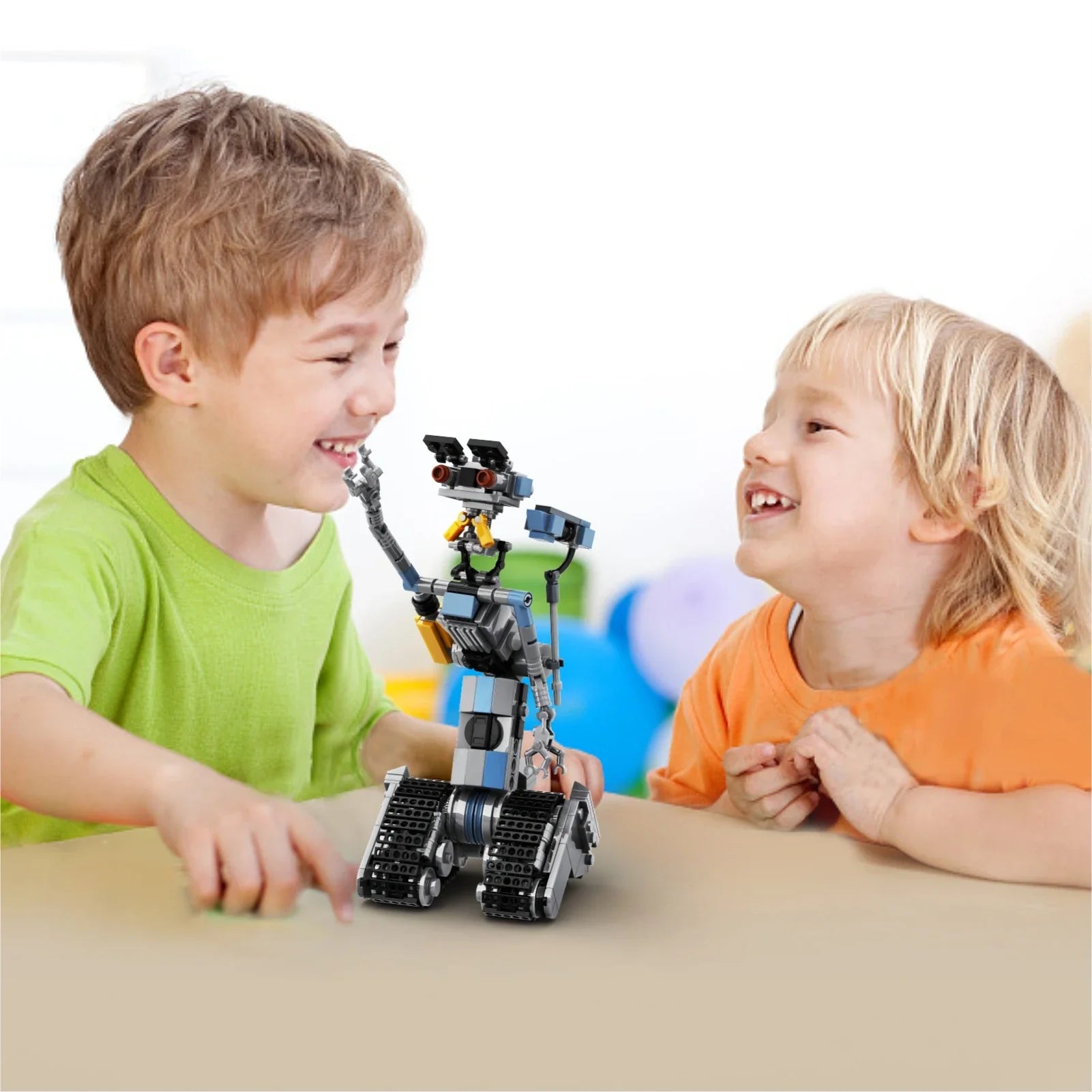 Johnnyed 5 Robot Astroed Mecha Building Blocks Set For Shorted-Circuit Military Movie Explore Bricks Toys Children Gift